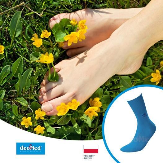 Zdrowe stopy latem. Jakie skarpetki wybrać, by cieszyć się komfortem?
